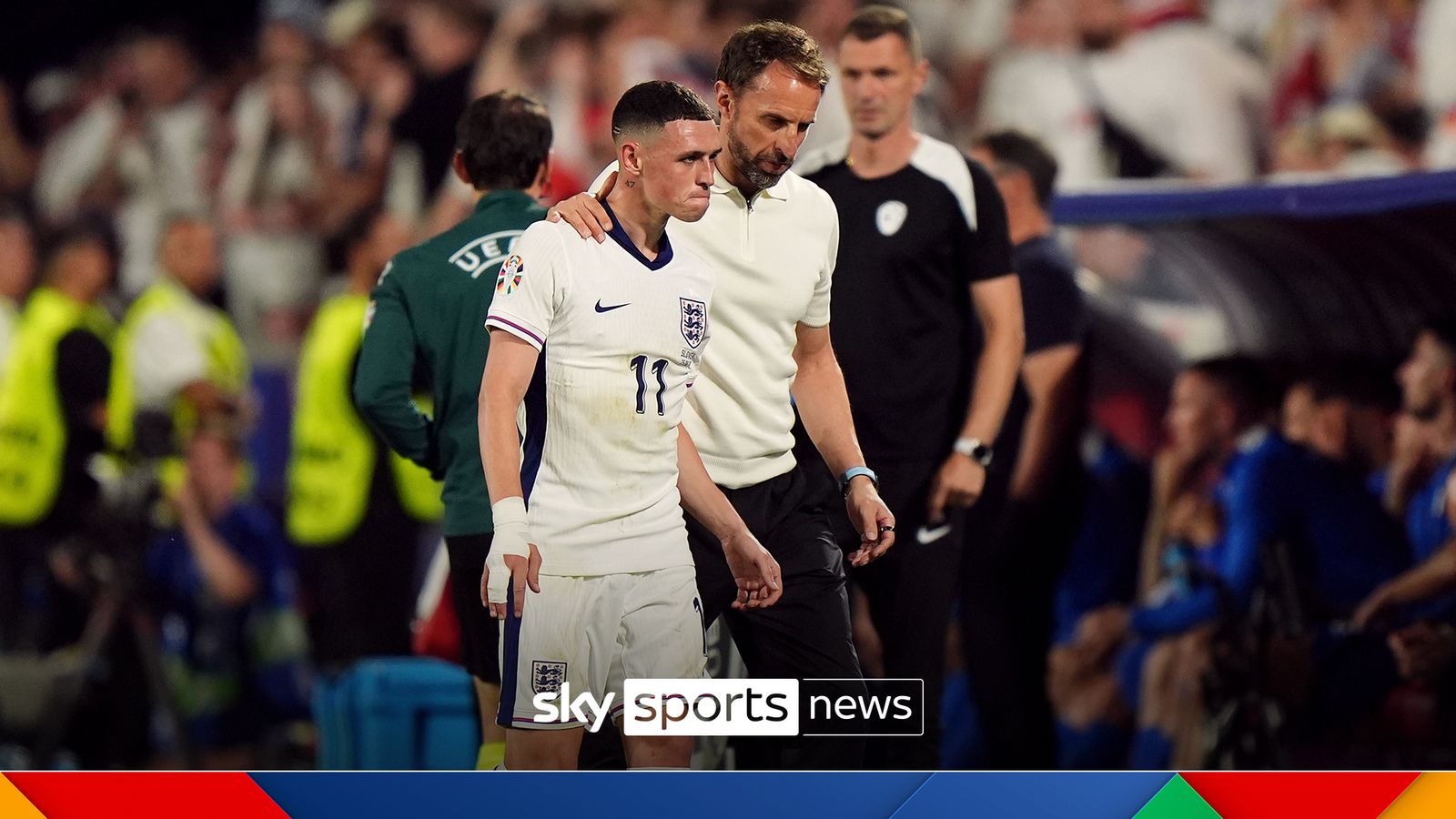 Phil Foden has temporarily left England's Euro 202...
